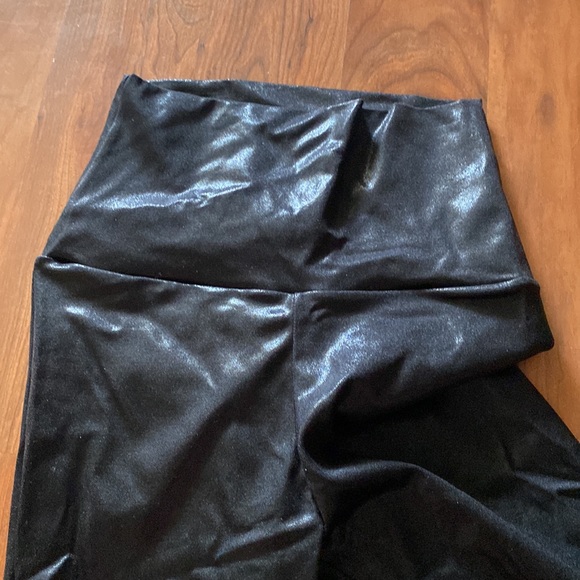 Outfit - Picture 3 of 7